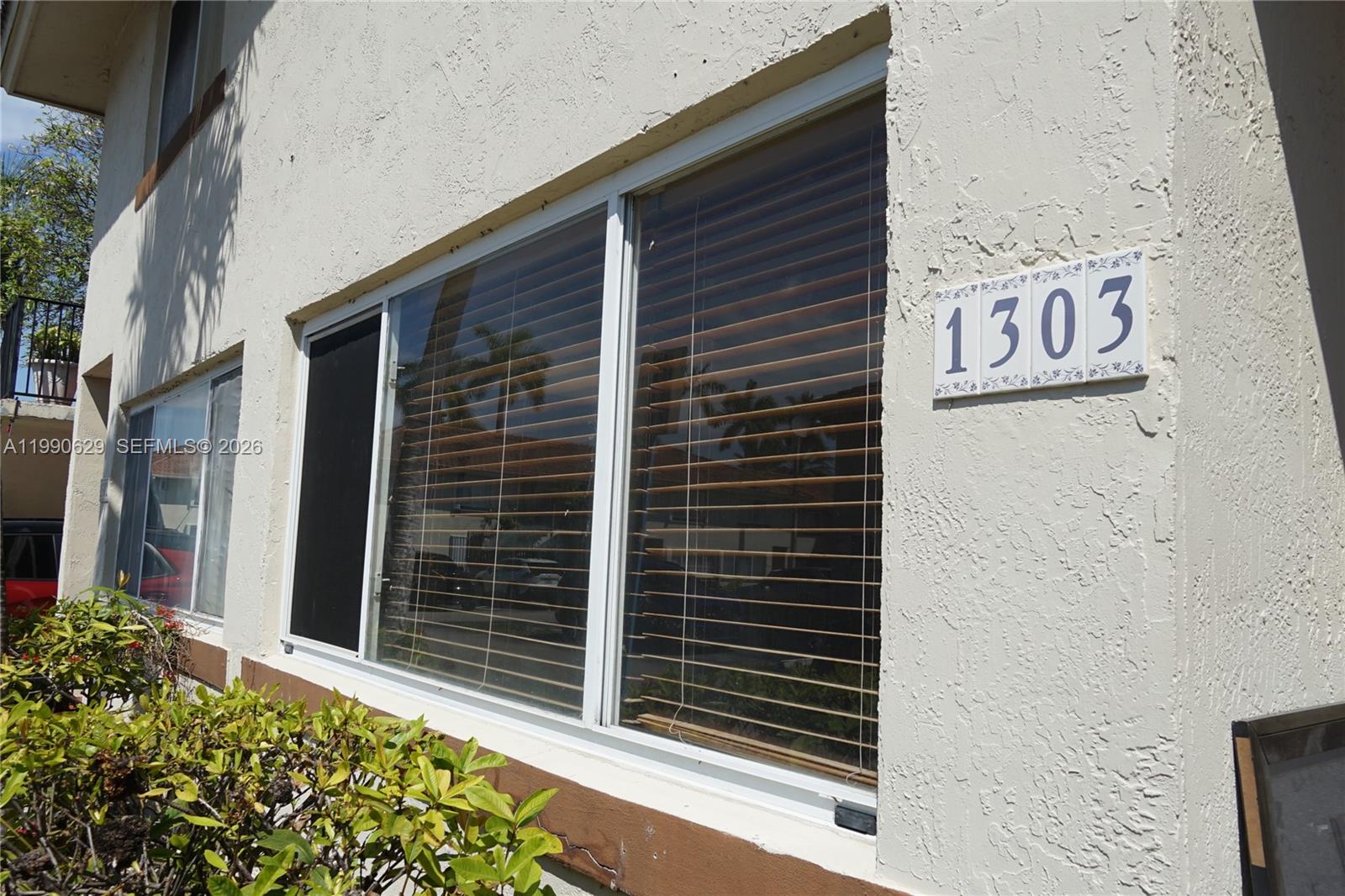Beautifully maintained and spacious unit of 4 bedroom and 3 bathroom, located in a prime Miami location! This bright and inviting residence features an open-concept layout with abundant natural light, creating a warm and comfortable living space perfect for both relaxing and entertaining. The unit offers a well-appointed kitchen with ample cabinet space, generously sized bedrooms, and bathrooms designed for convenience and style. Situated in a well-kept community, residents can enjoy great amenities and easy access to major highways, shopping centers, dining, and top local schools. Just minutes from Doral, Miami International Airport, and major business hubs, making it a perfect location for commuters.