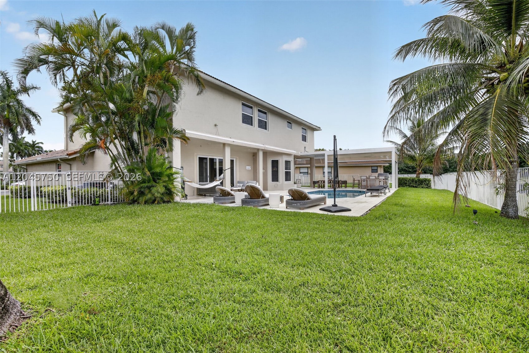 SECTOR 2-PARCELS 9 & 10 - Residential