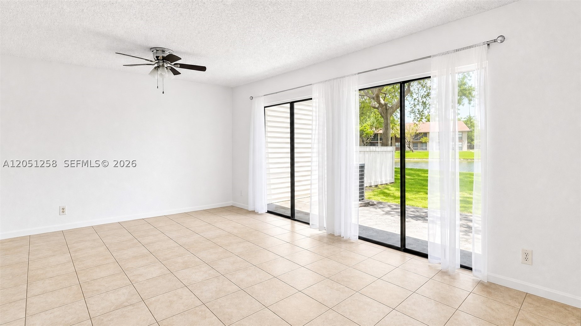 NOB HILL AT WELLEBY CONDO - Residential