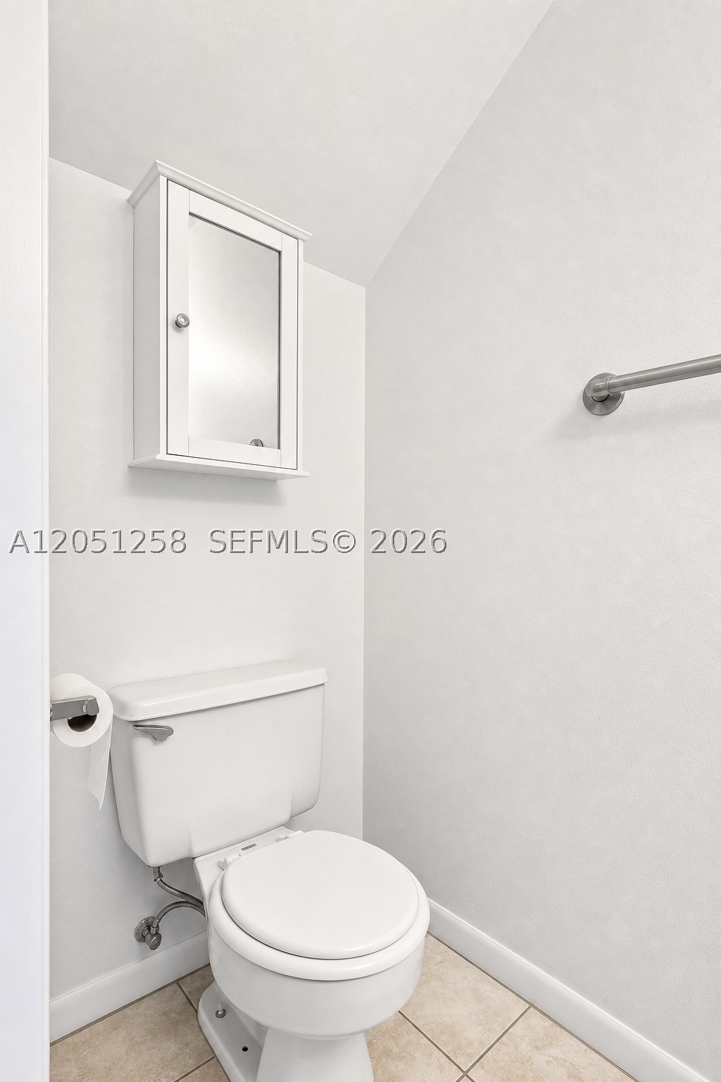 NOB HILL AT WELLEBY CONDO - Residential