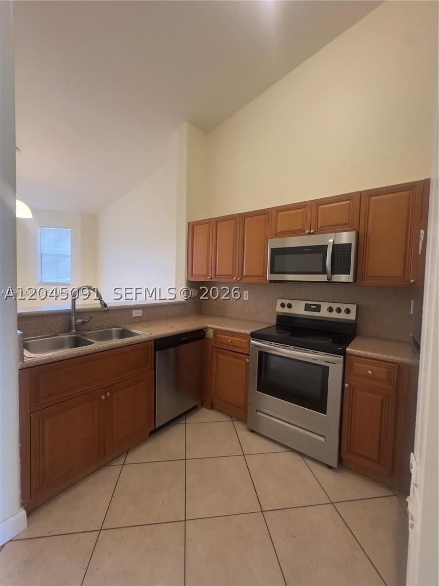 SHOMA CONDO AT KEYS COVE - Residential Lease
