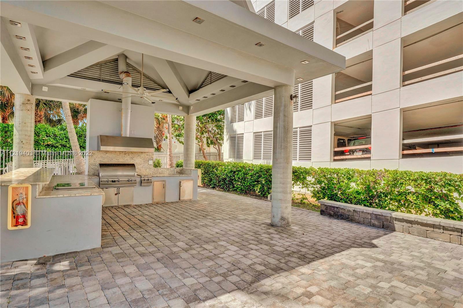 LA GORCE PALACE CONDO - Residential