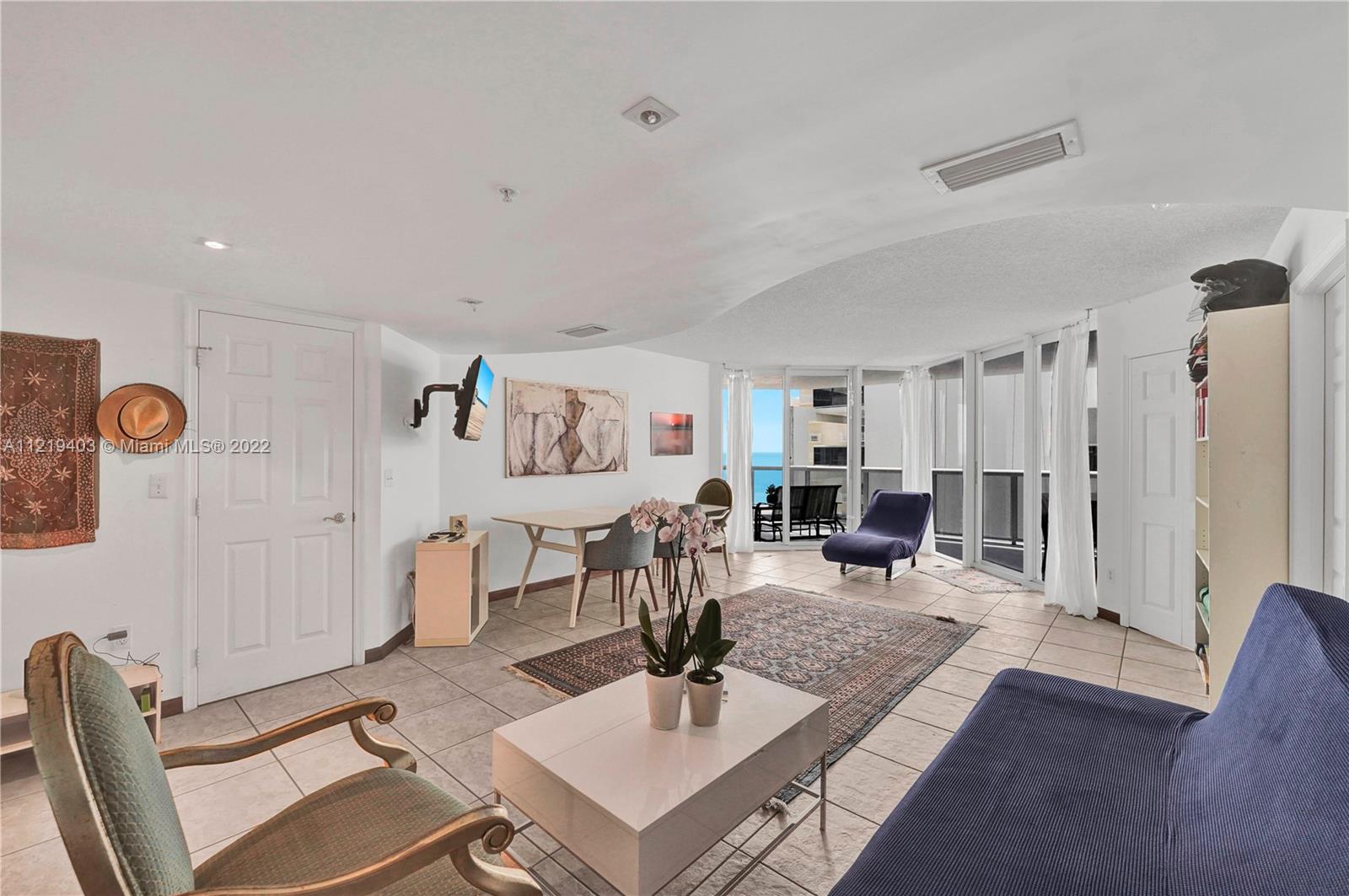 LA GORCE PALACE CONDO - Residential