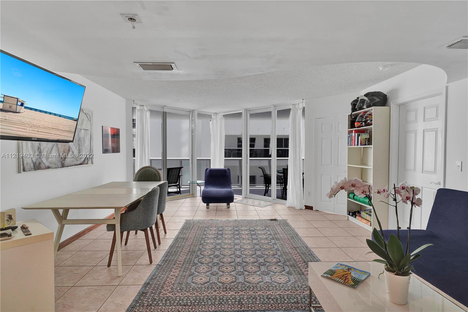LA GORCE PALACE CONDO - Residential