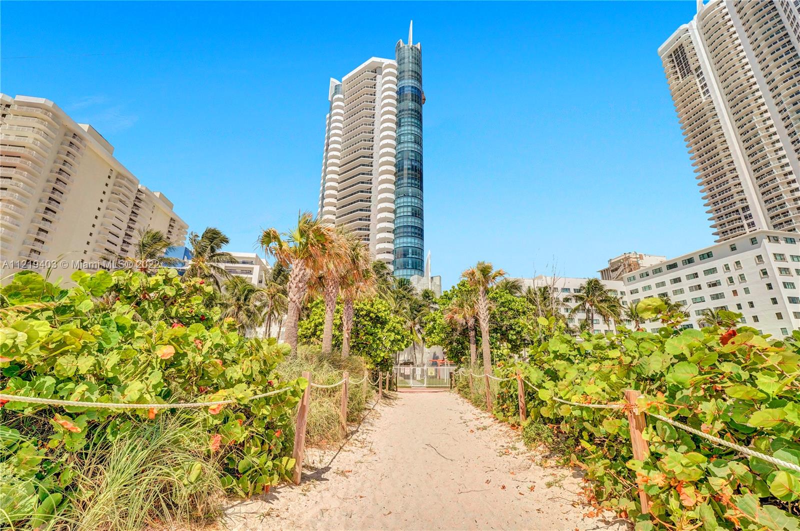 LA GORCE PALACE CONDO - Residential