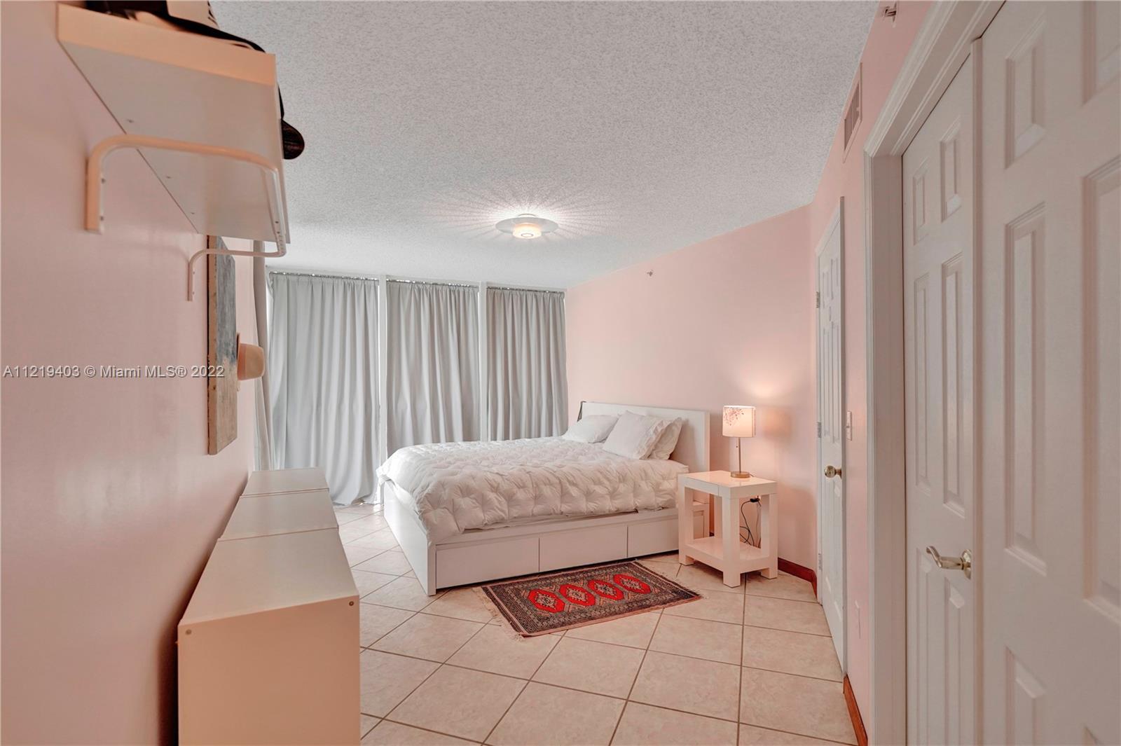 LA GORCE PALACE CONDO - Residential