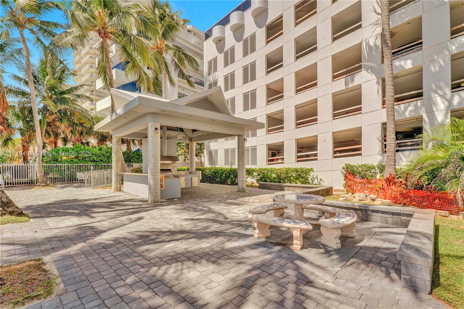 LA GORCE PALACE CONDO - Residential