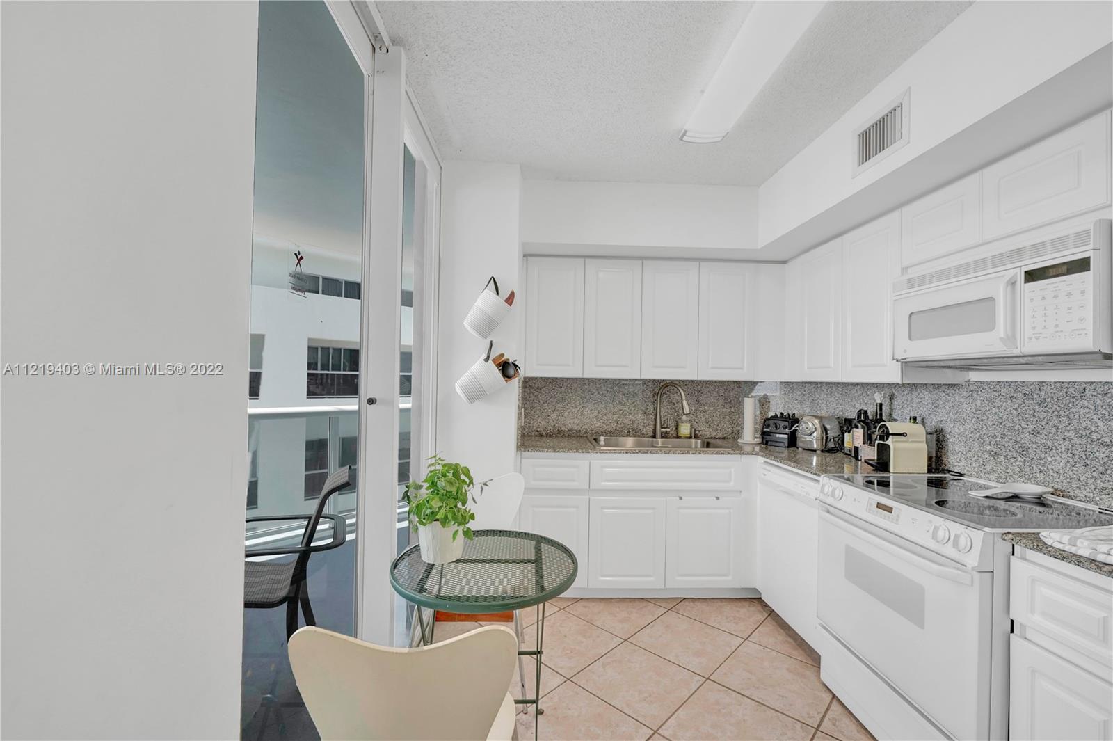 LA GORCE PALACE CONDO - Residential