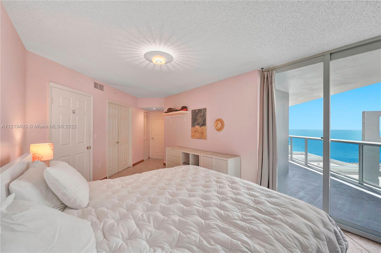 LA GORCE PALACE CONDO - Residential