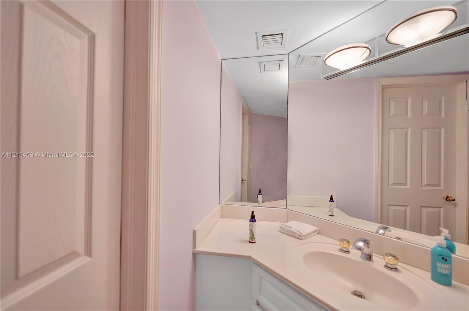 LA GORCE PALACE CONDO - Residential