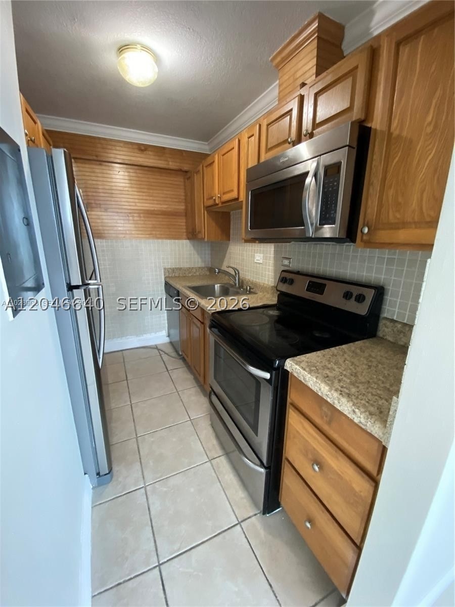 CARIBBEAN TOWERS CONDO - Residential