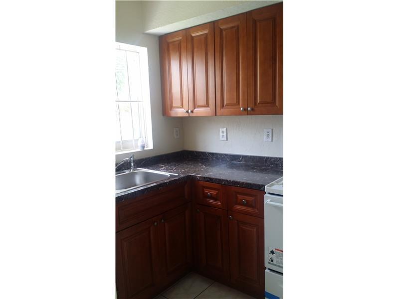 SUNSET PALM VILLAS CONDO - Residential Lease