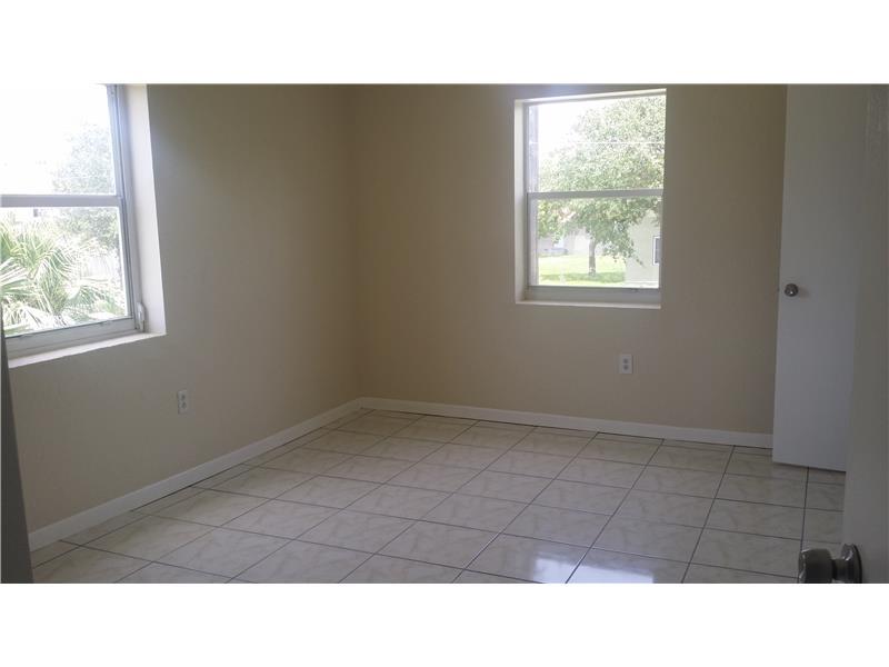 SUNSET PALM VILLAS CONDO - Residential Lease