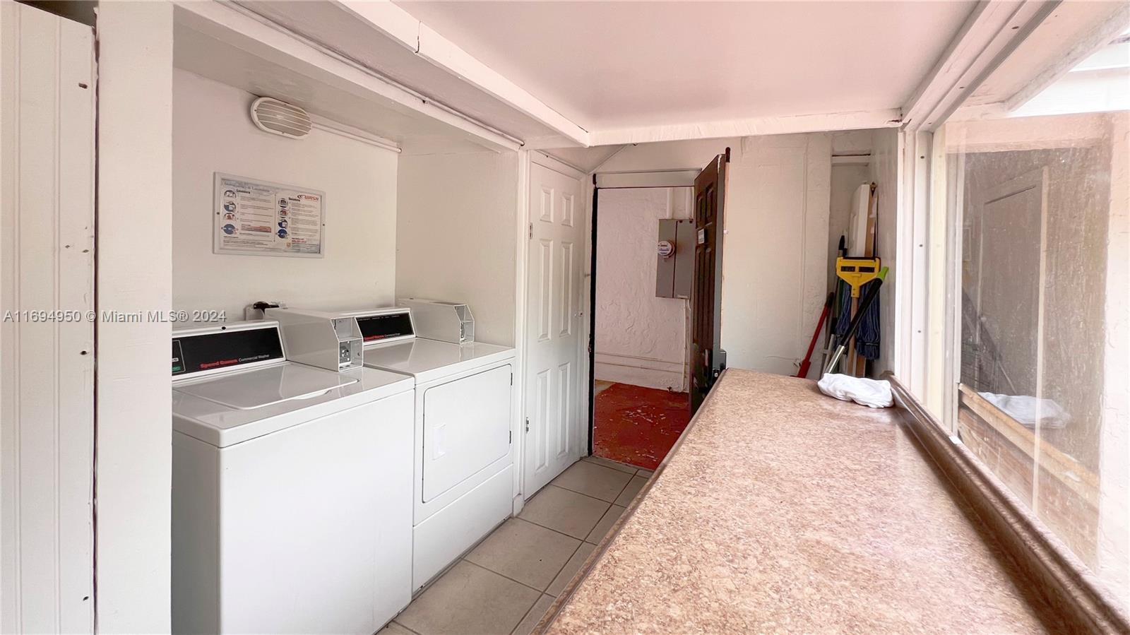 WESTWOOD - Residential Lease