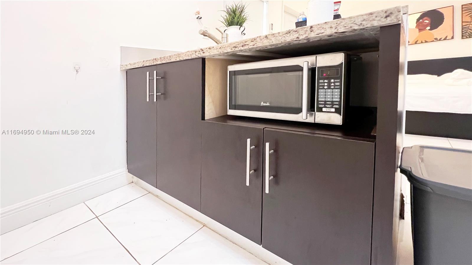 WESTWOOD - Residential Lease