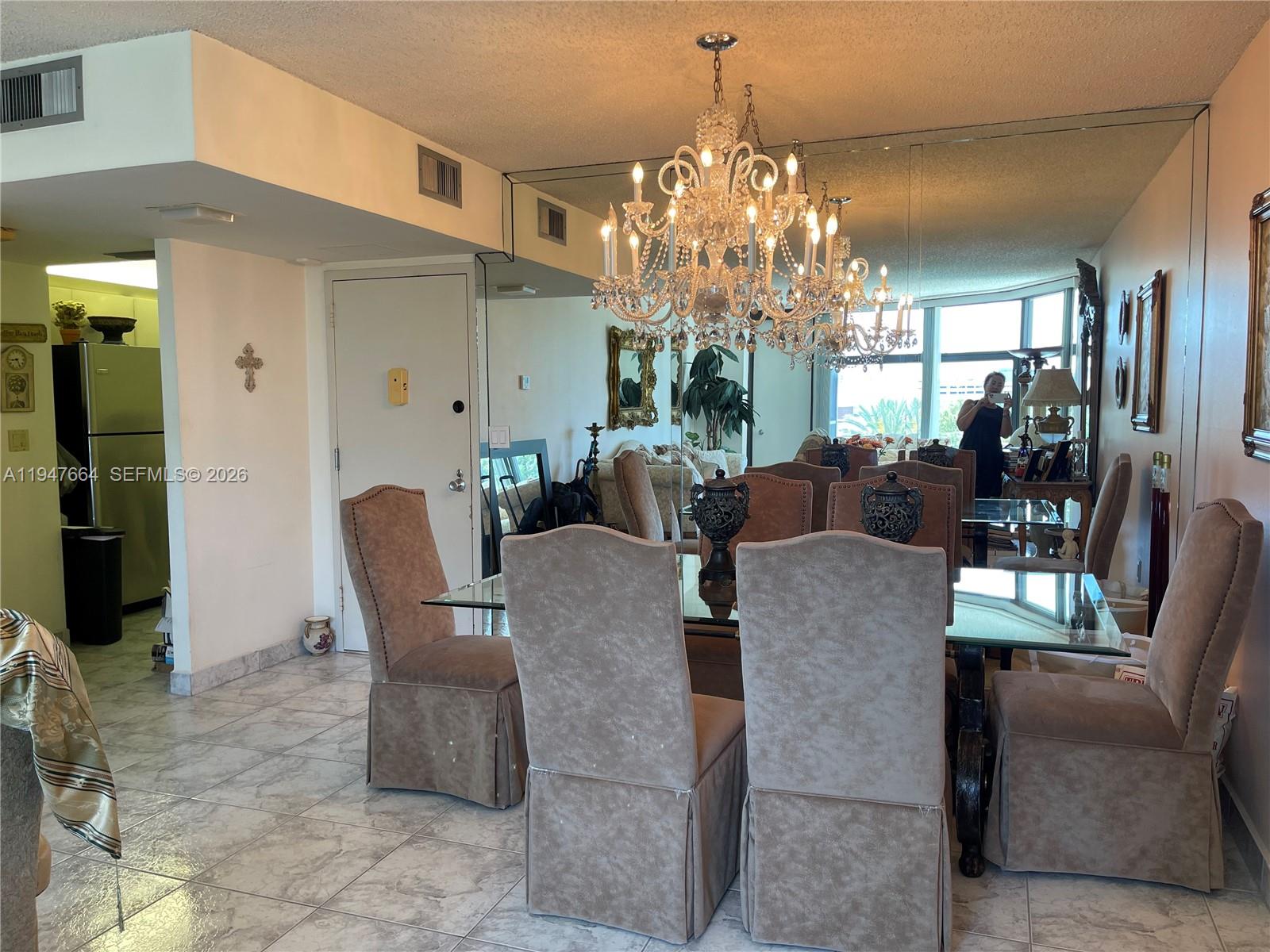 BONAVIDA CONDO - Residential