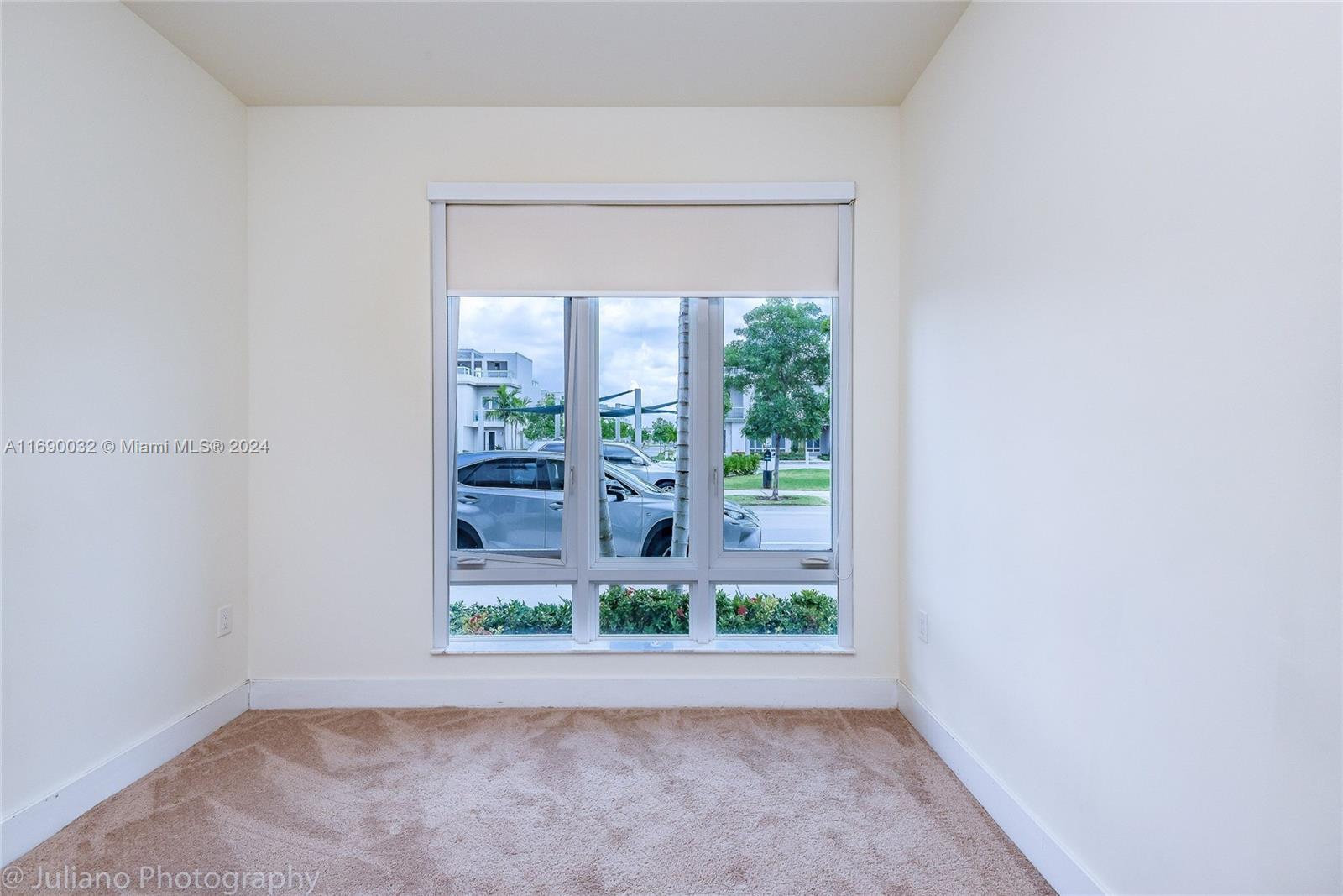 LANDMARK AT DORAL - Residential Lease