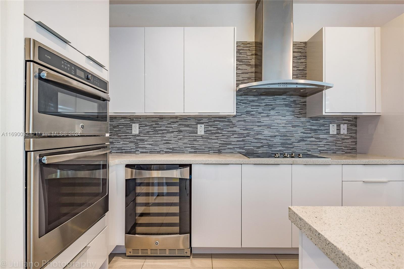 LANDMARK AT DORAL - Residential Lease