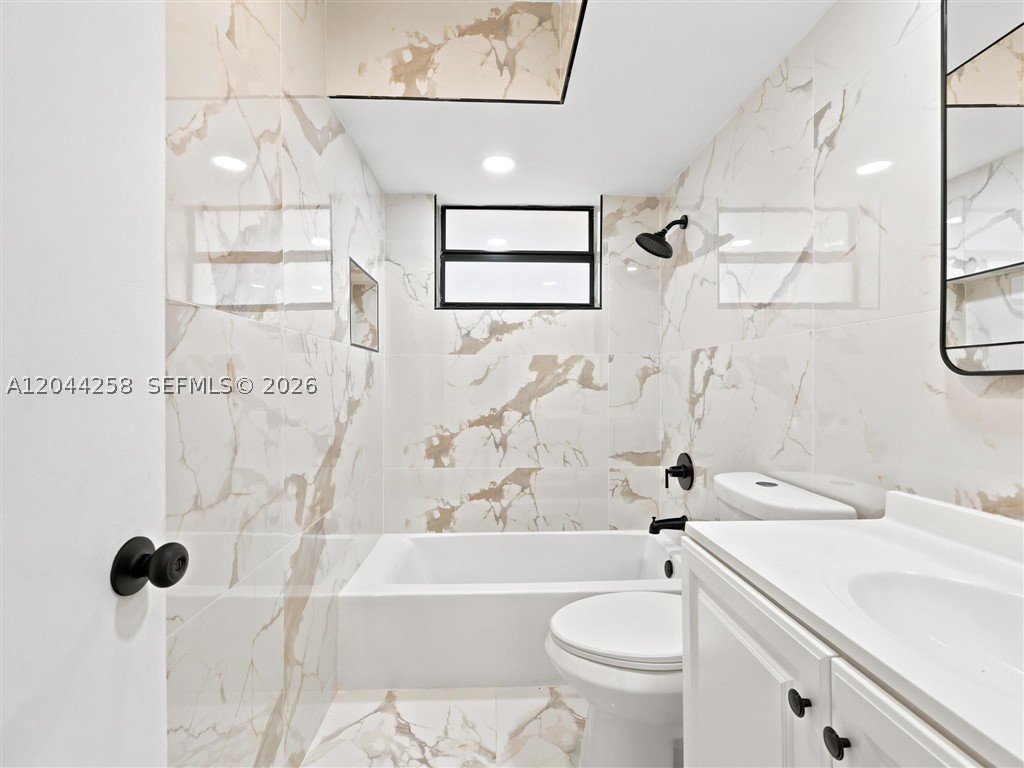 ORANGEBROOK GOLF ESTATES - Residential