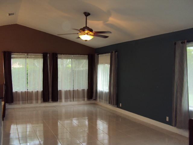 PATIO VILLAS SEC THREE AT - Residential Lease