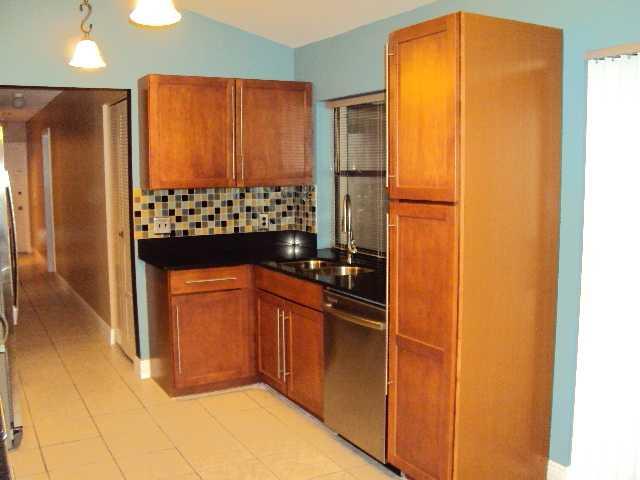 PATIO VILLAS SEC THREE AT - Residential Lease