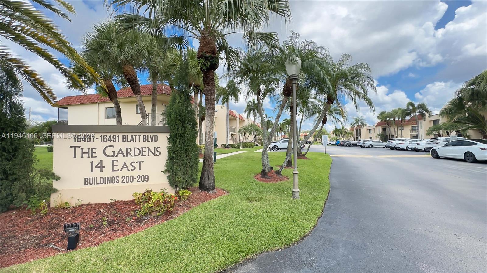 GARDENS AT BONAVENTURE 14 - Residential