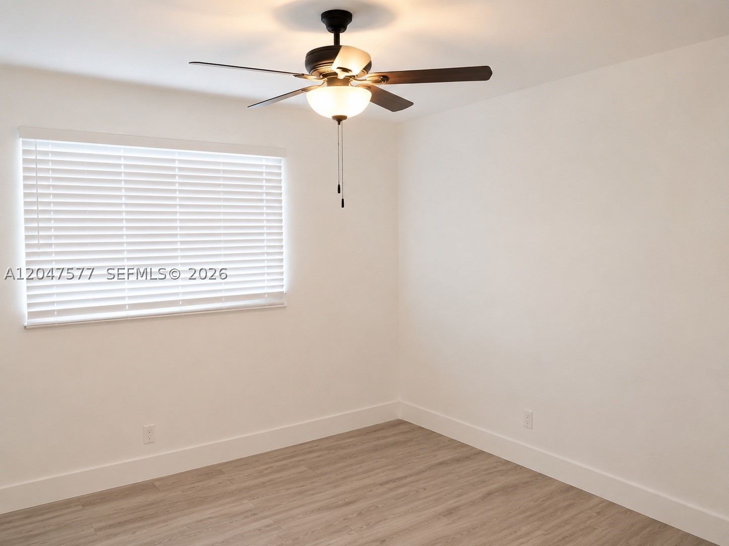 EAST DIXIE PARK 1ST ADDN - Residential Lease