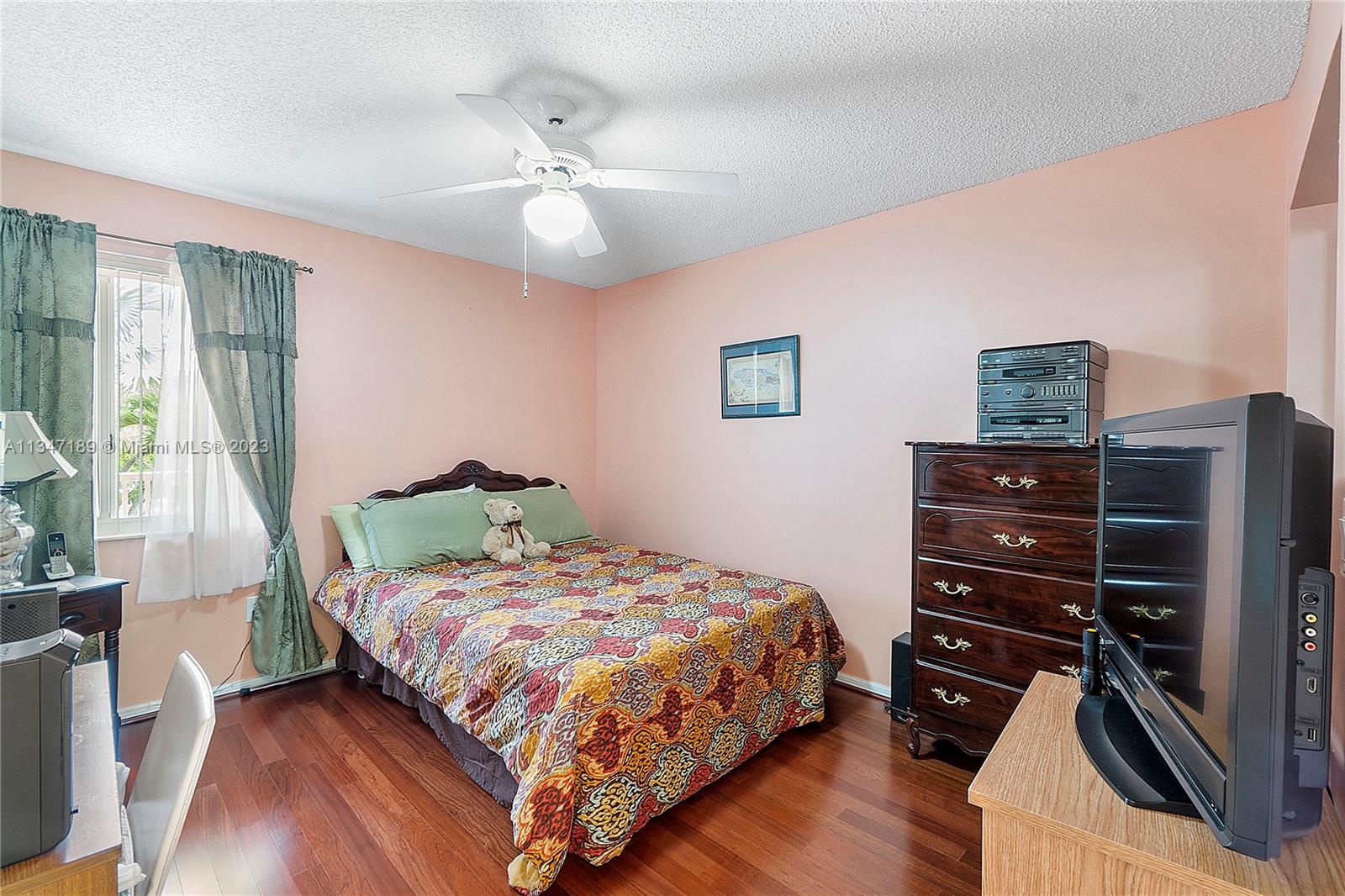GRANVILLE CONDOMINIUM - Residential