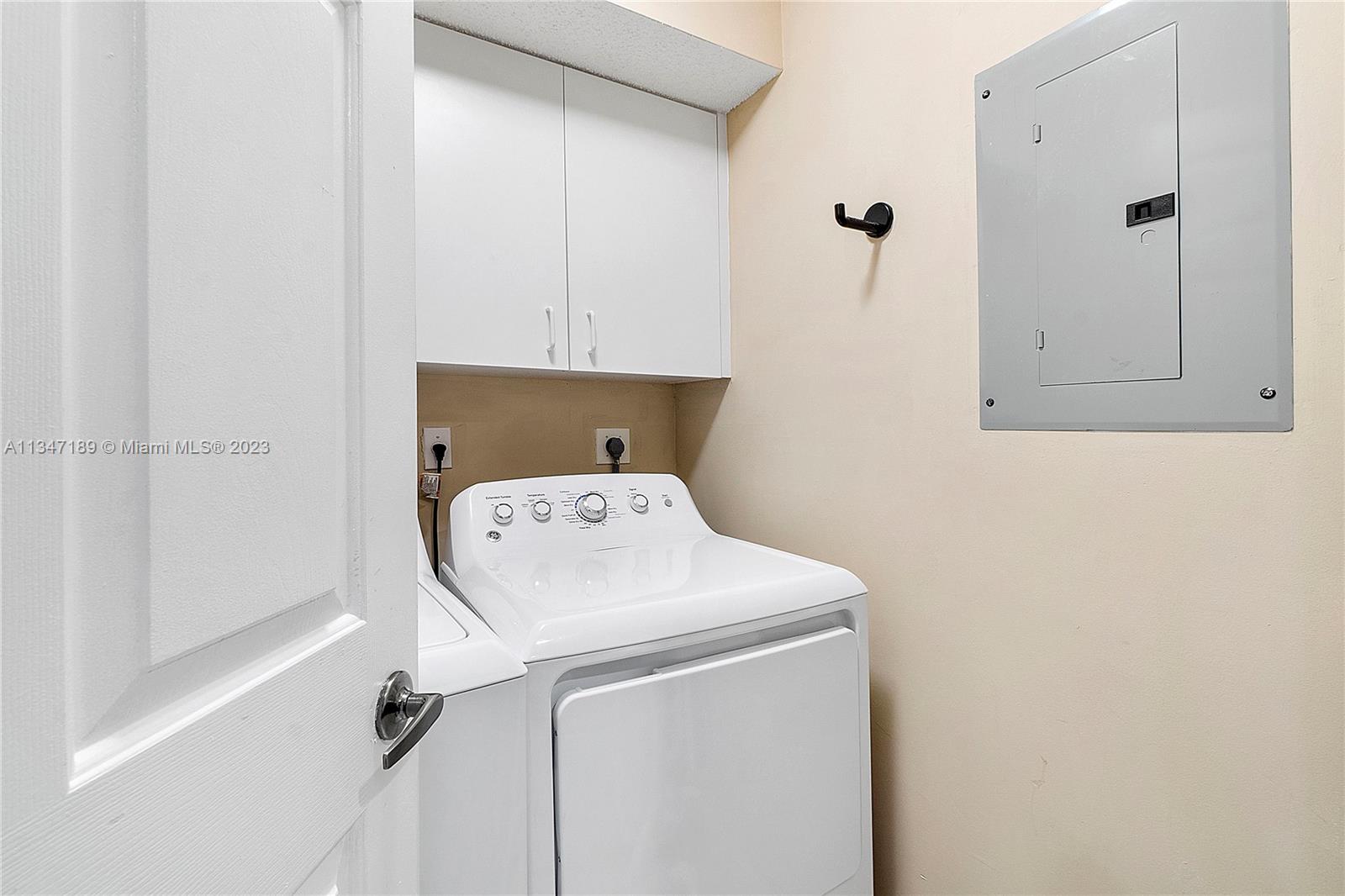 GRANVILLE CONDOMINIUM - Residential