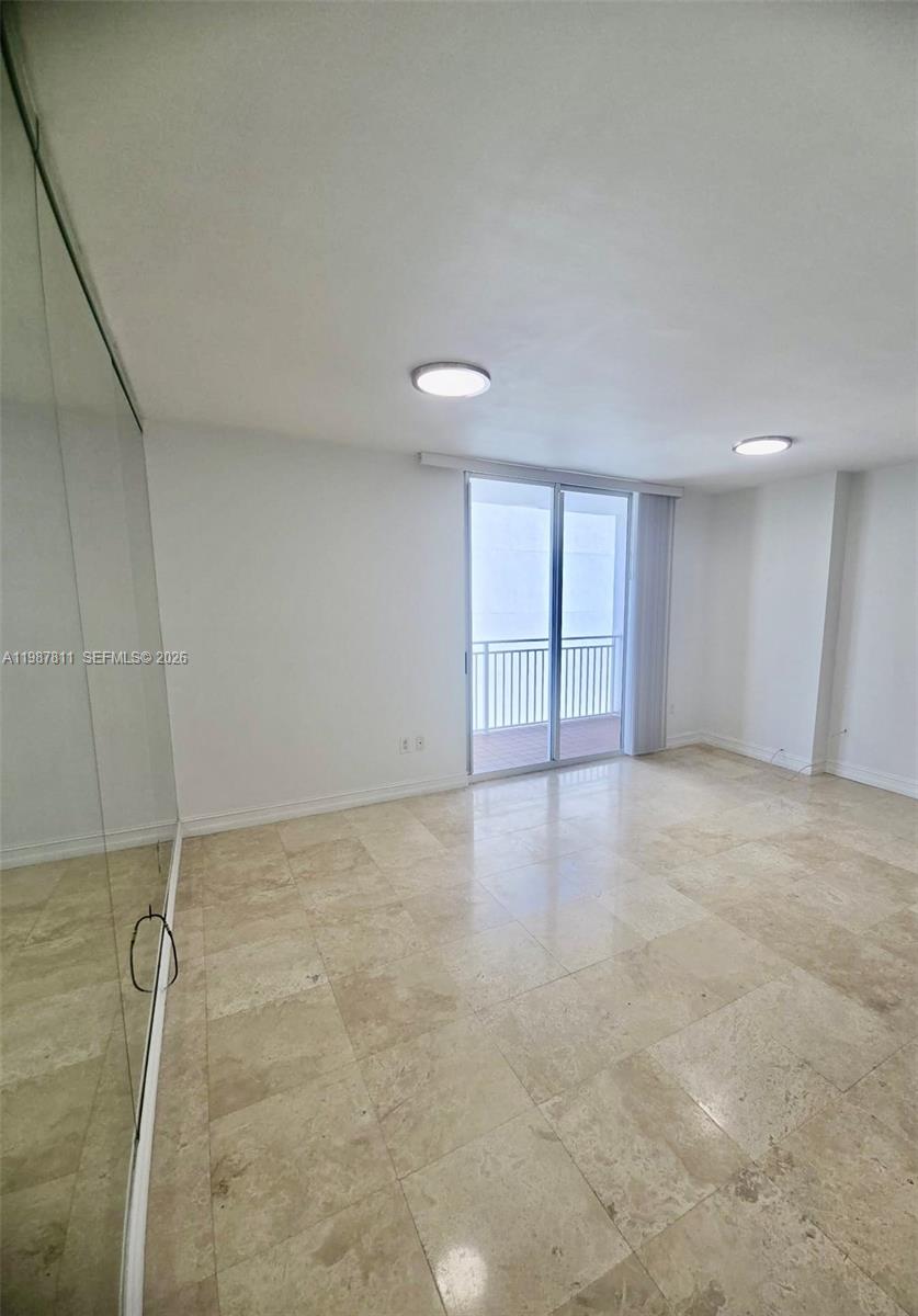 FORTUNE HOUSE CONDO - Residential