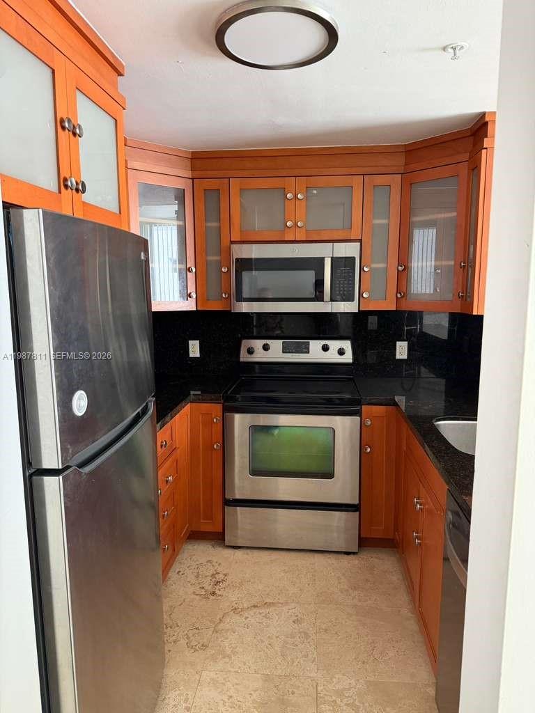 FORTUNE HOUSE CONDO - Residential
