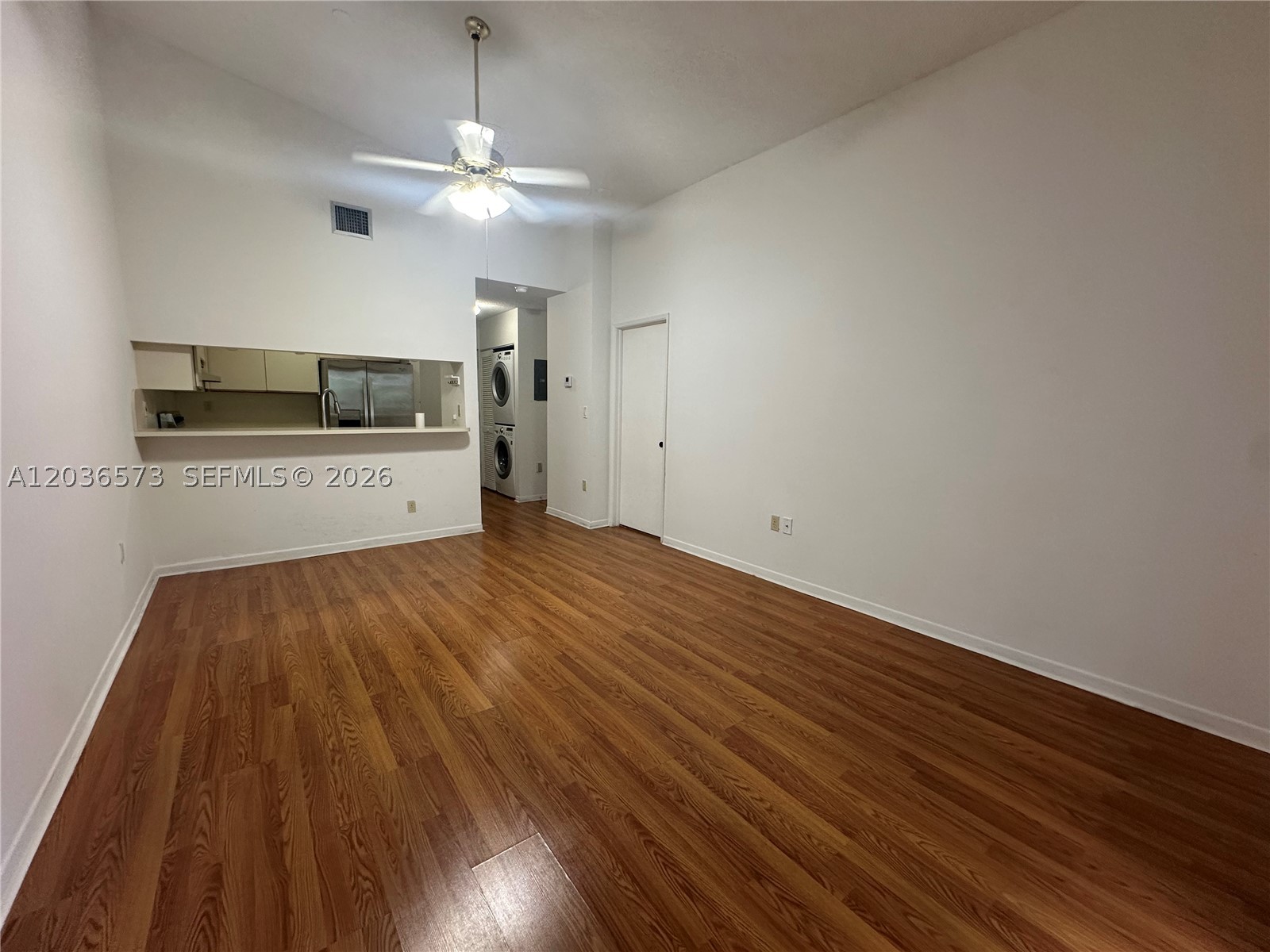 KENLAND WALK CONDO II - Residential Lease