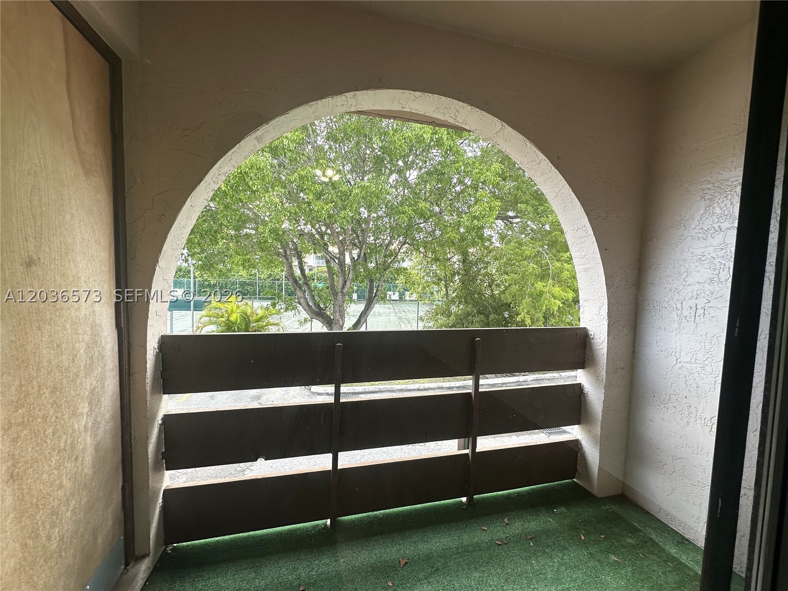 KENLAND WALK CONDO II - Residential Lease