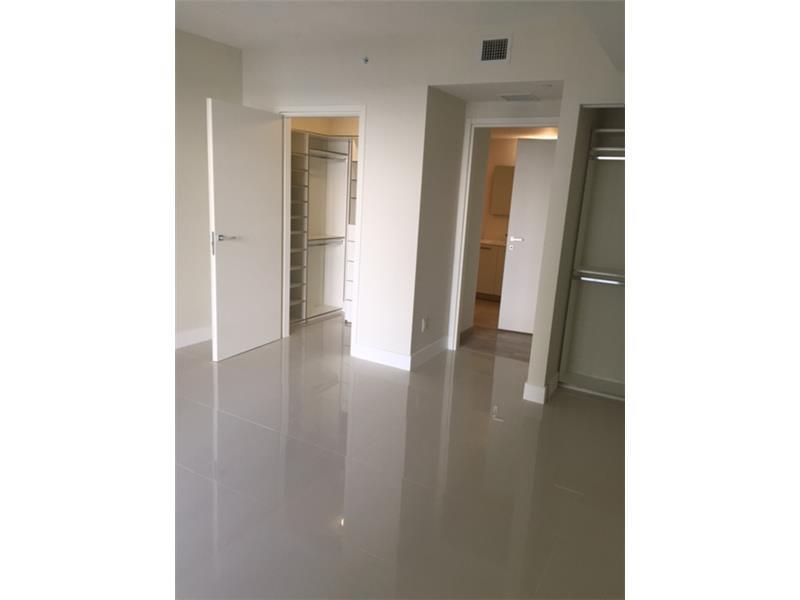 BRICKELL HOUSE - Residential Lease