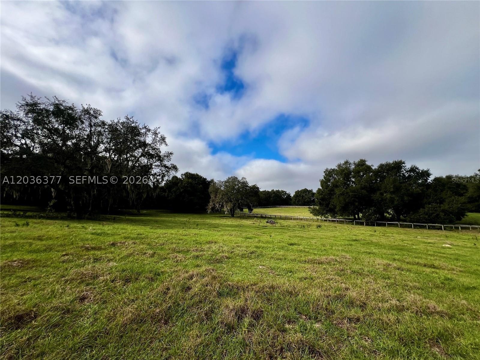 FRUITLAND PARK - Land