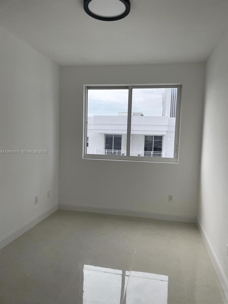 THE SAIL CONDO - Residential Lease