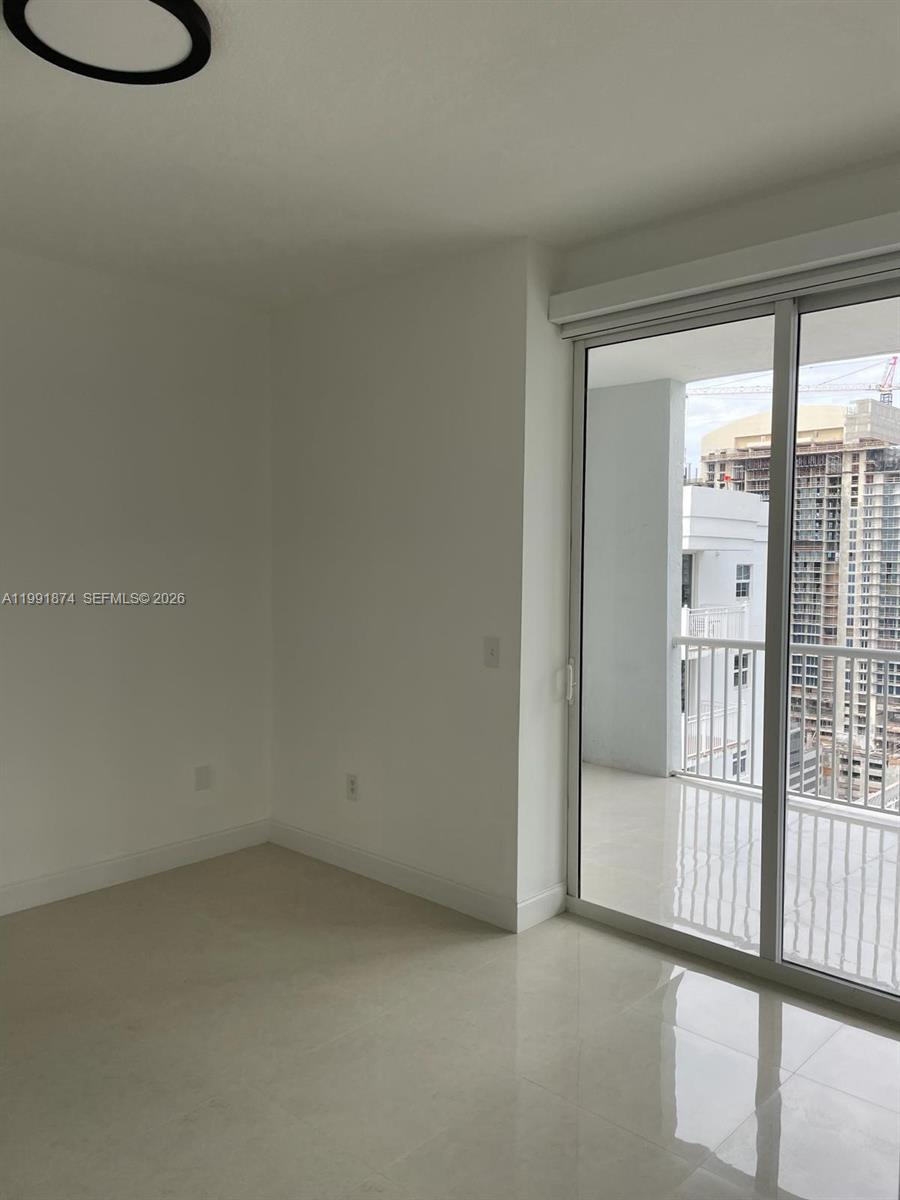 THE SAIL CONDO - Residential Lease