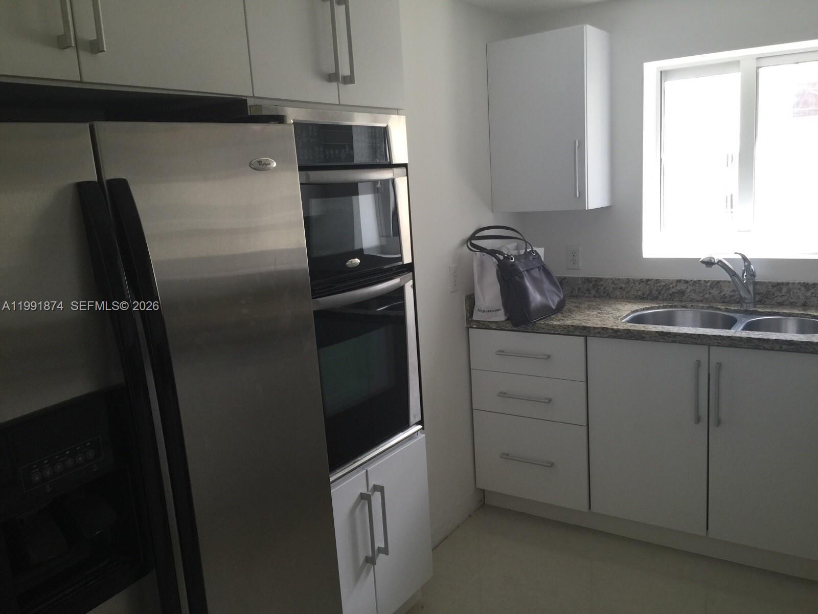 THE SAIL CONDO - Residential Lease
