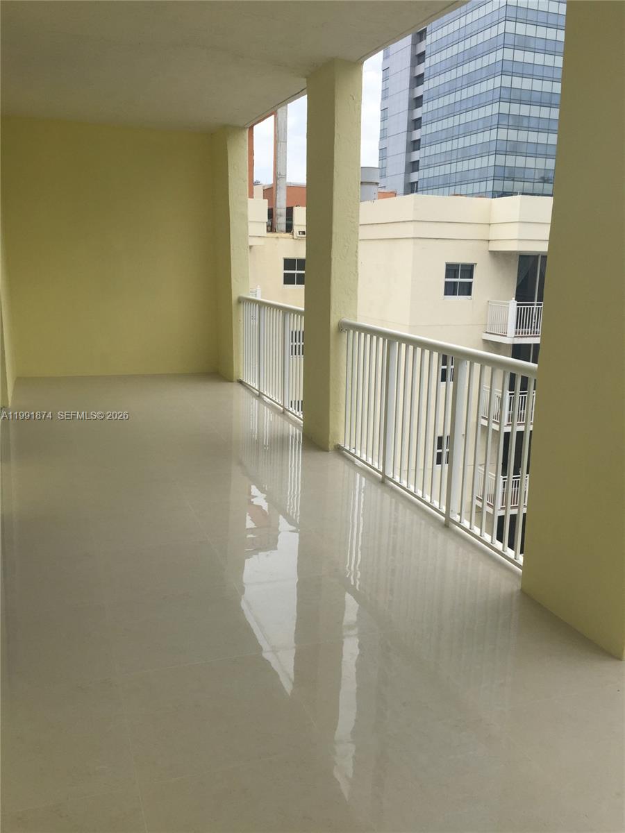 THE SAIL CONDO - Residential Lease