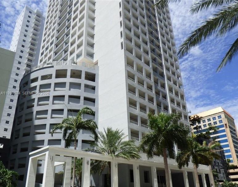 THE SAIL CONDO - Residential Lease