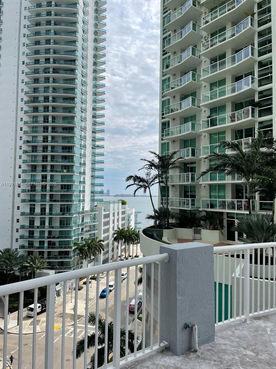 THE SAIL CONDO - Residential Lease