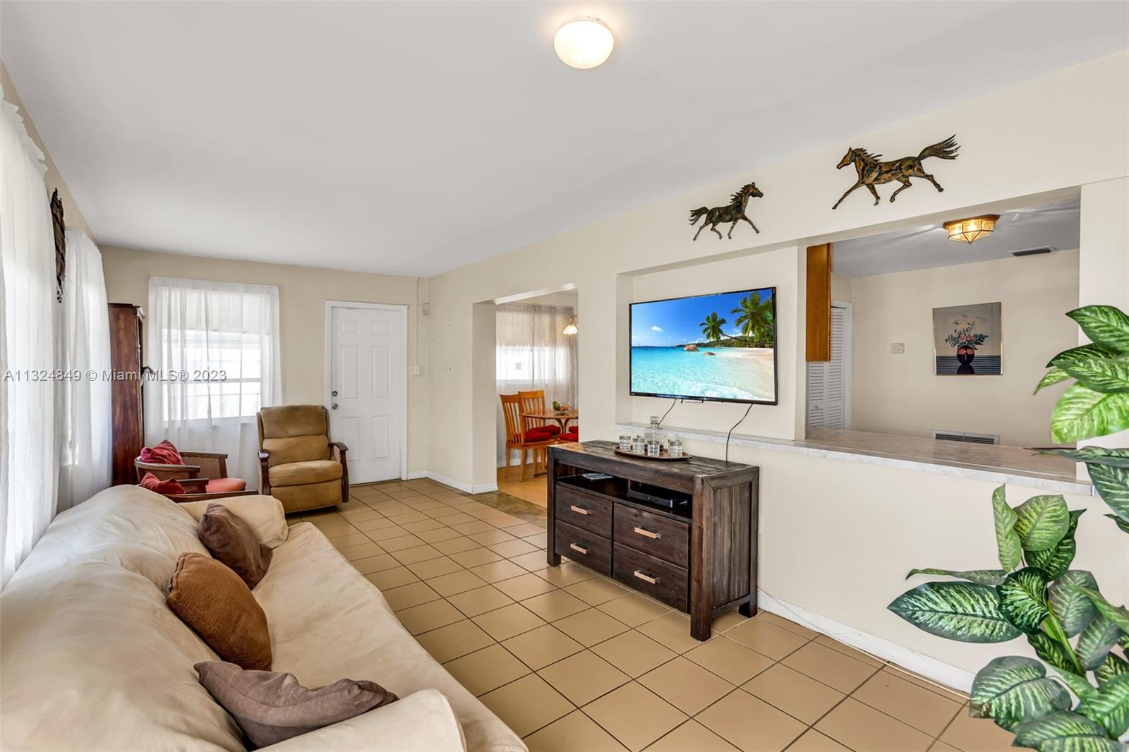 MIRAMAR ISLES SEC 3 - Residential