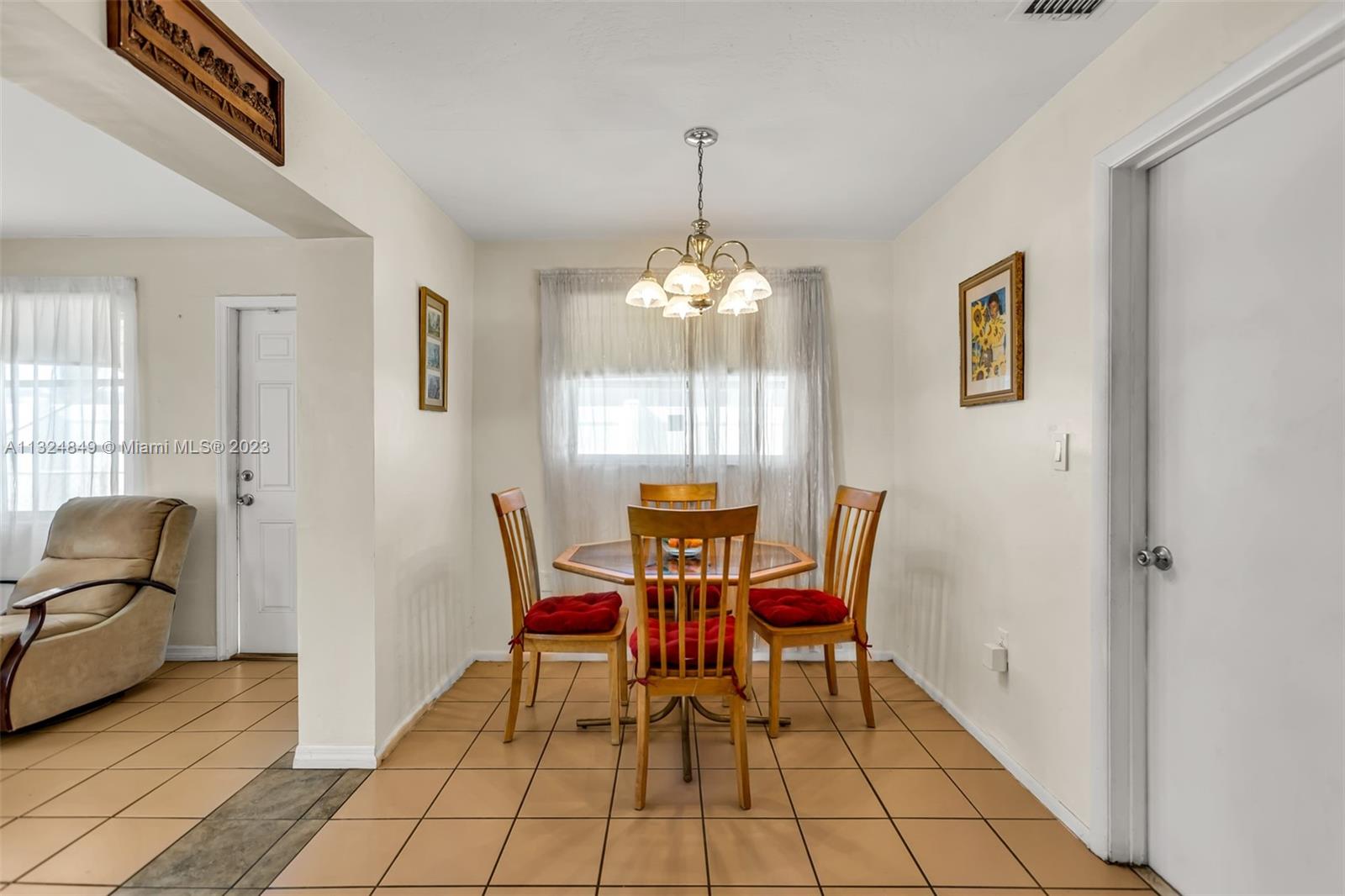 MIRAMAR ISLES SEC 3 - Residential