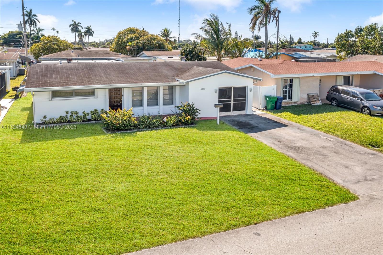 MIRAMAR ISLES SEC 3 - Residential