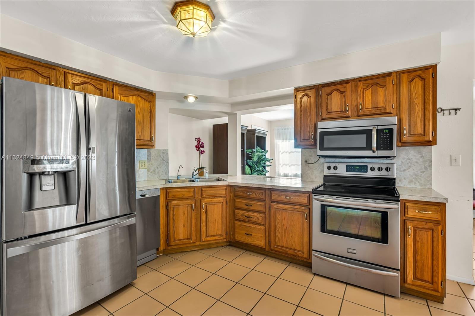 MIRAMAR ISLES SEC 3 - Residential