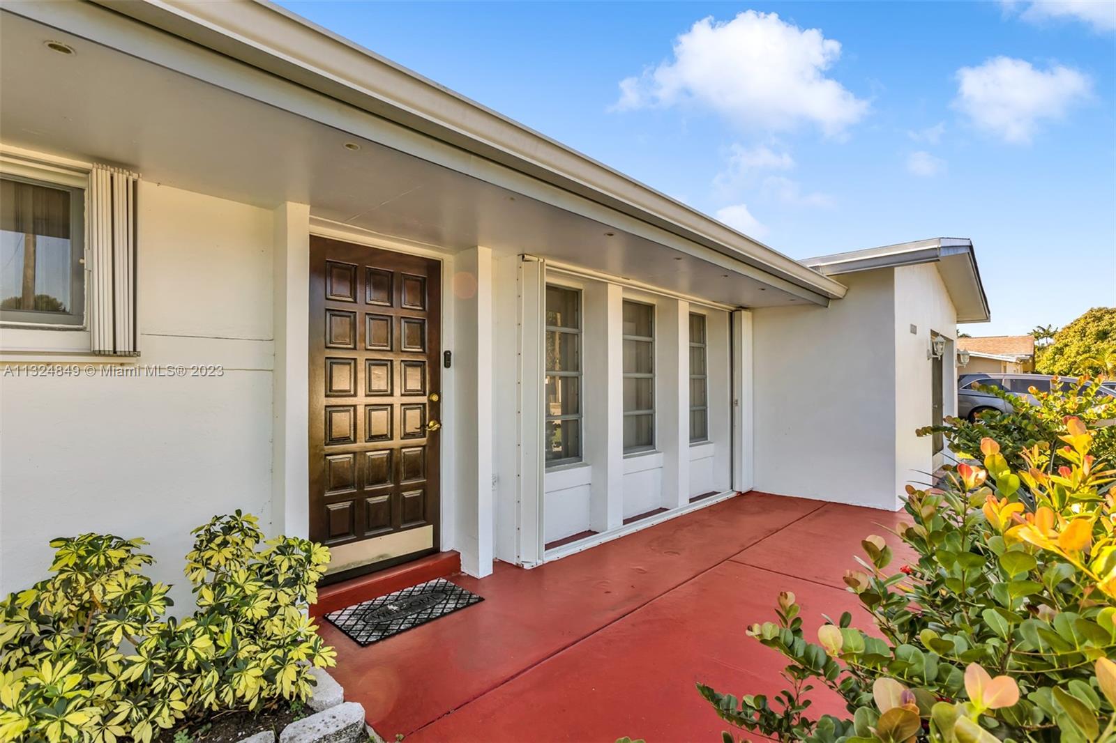 MIRAMAR ISLES SEC 3 - Residential