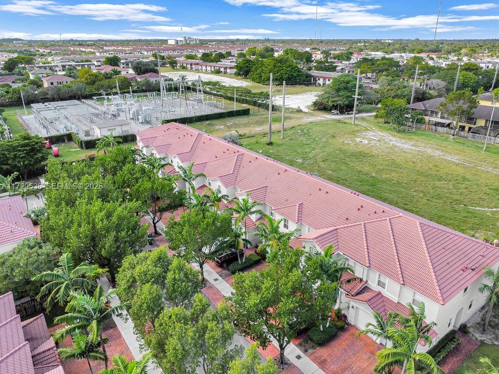IVES DAIRY TOWNHOMES - Residential