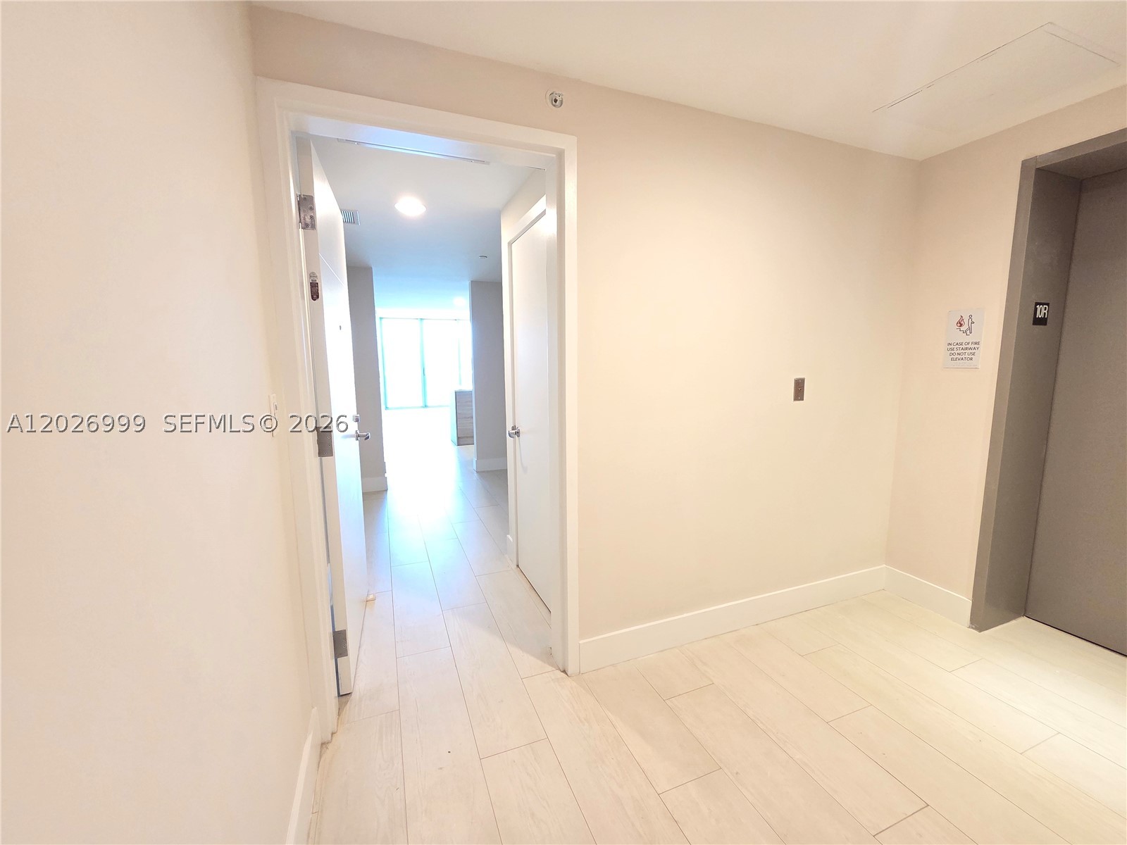 THE HARBOUR SOUTH CONDO - Residential