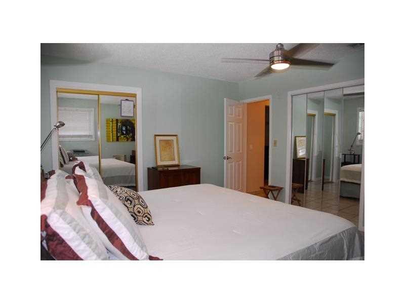 24 52 40 MIAMI LAKES SEC - Residential