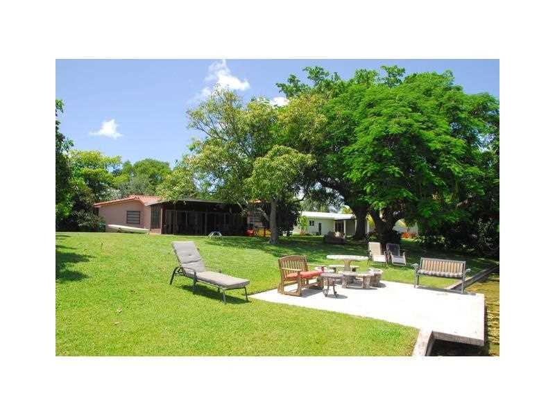24 52 40 MIAMI LAKES SEC - Residential